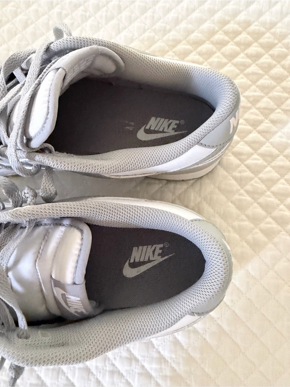 Nike Dunk Low Retro — White & Light Gray - Picture 11 of 11